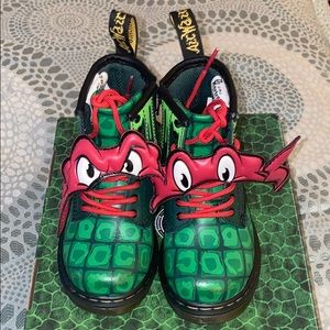 Dr. Marten’s Ninja Turtle 🐢 US toddler size 7